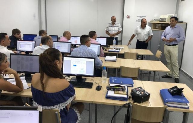 15 desempleados aprenden técnicas de venta de automóviles en un curso del SEF con compromiso de contratación - 1, Foto 1