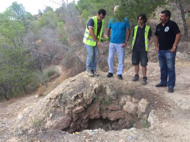 Antonio Navarro visita el yacimiento arqueológico de Torreagüera - 3, Foto 3