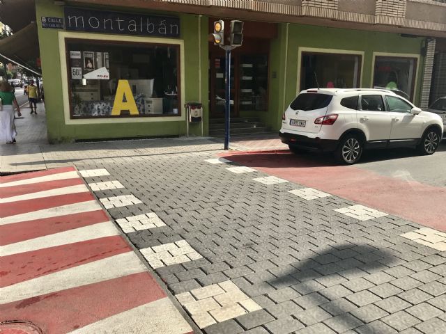 El Ayuntamiento pone en marcha una actuación para mejorar la accesibilidad y transitabilidad en la zona comercial del centro de Águilas - 1, Foto 1