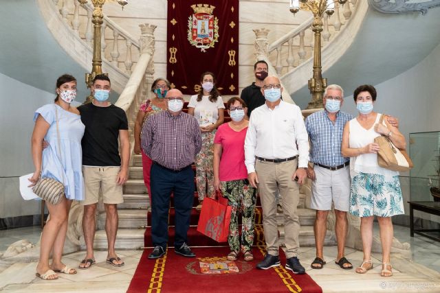 El restaurante Pablo Guardiola recibe el premio a la mejor tapa salada y dulce de Los Belones - 1, Foto 1