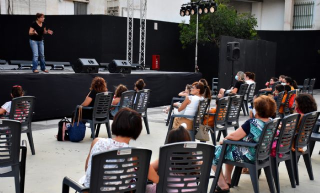 El público infantil de Calasparra acude cada vez más a disfrutar de los cuentacuentos en este verano 2020 - 2, Foto 2