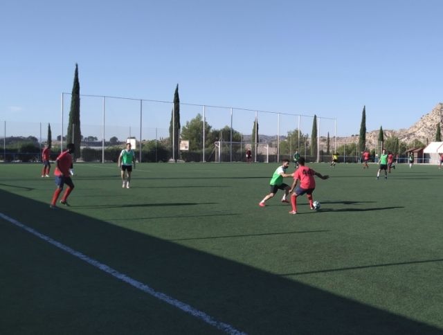 The Soccer League Enrique Ambit Palacios 2019/20 has had the participation of 368 participants framed in 14 teams, Foto 1