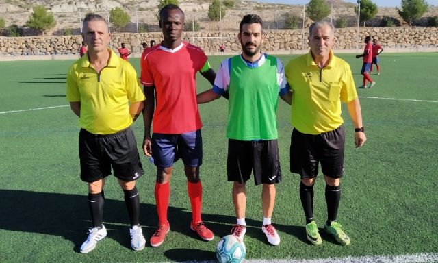 The Soccer League Enrique Ambit Palacios 2019/20 has had the participation of 368 participants framed in 14 teams, Foto 3