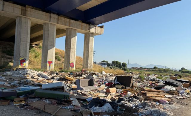 El Grupo Socialista exige al PP una limpieza urgente del vertedero de Beniaján, que sigue empeorando tras meses de inacción - 3, Foto 3