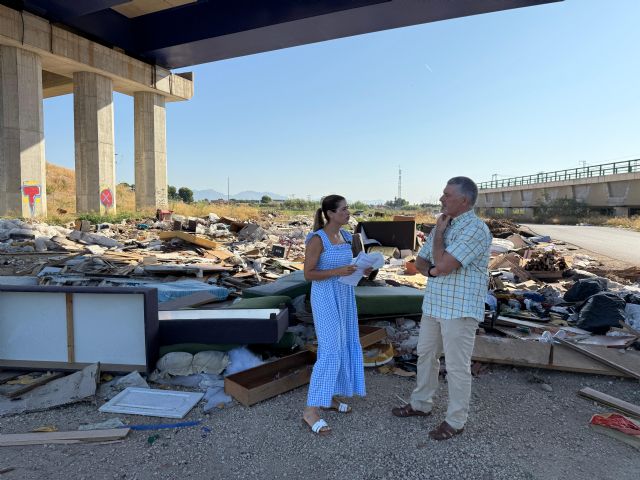 El Grupo Socialista exige al PP una limpieza urgente del vertedero de Beniaján, que sigue empeorando tras meses de inacción - 4, Foto 4