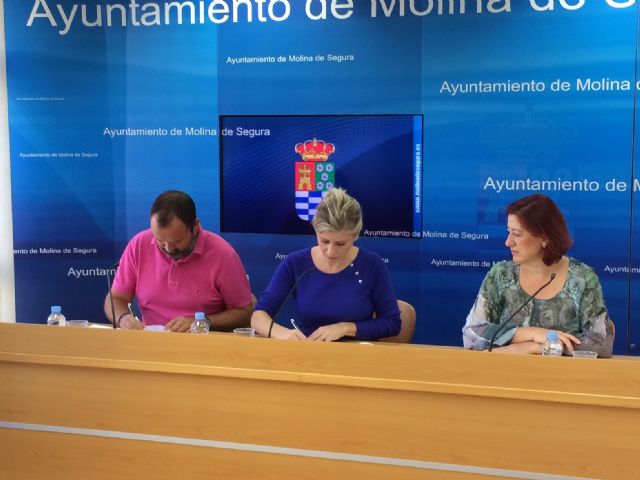 El Ayuntamiento de Molina de Segura firma un convenio con la asociación ADAHÍ para la ayuda a personas afectadas por TDAH - 2, Foto 2