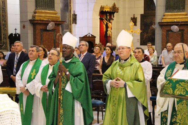 El nuncio del Papa en Honduras agradece la labor de los misioneros ante la Virgen de la Caridad - 3, Foto 3
