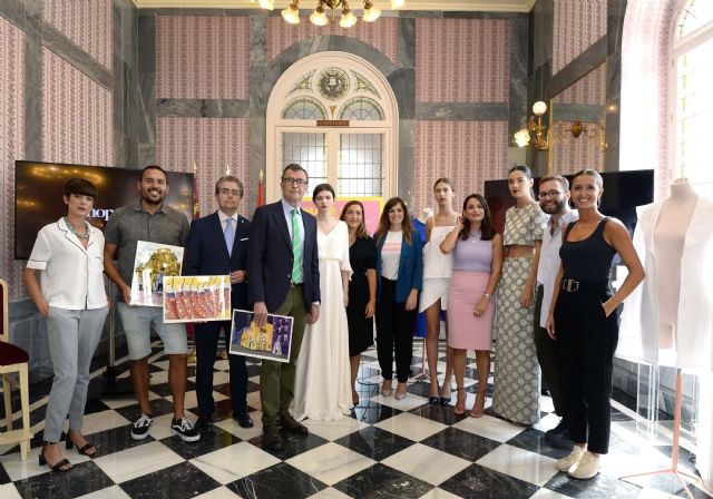 El paseo Alfonso X el Sabio se convierte este jueves en una pasarela de excepción de la moda ´Made in Murcia´ - 1, Foto 1