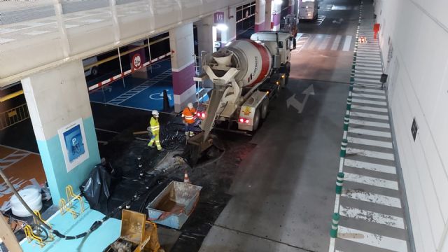 Pavimento de alta tecnología en el Centro Comercial Nueva Condomina - 1, Foto 1
