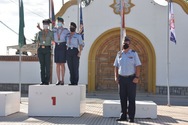 La papea vuelve a copar podium como el mejor equipo de competición en el 53° campeonato nacional militar de paracaidismo - 4, Foto 4