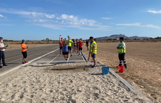 Más de 90 aspirantes concurren a las pruebas físicas para 10 plazas de Agente de la Policía Local de Torre Pacheco - 3, Foto 3