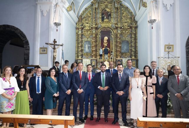 López Miras agradece a la Orden de los Franciscanos su trabajo al lado de los cehegineros durante todos estos años - 1, Foto 1