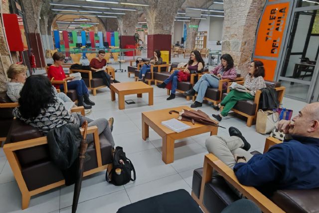 La UPCT refuerza su agenda cultural con nuevos talleres de escritura, batucada y cajón flamenco - 5, Foto 5