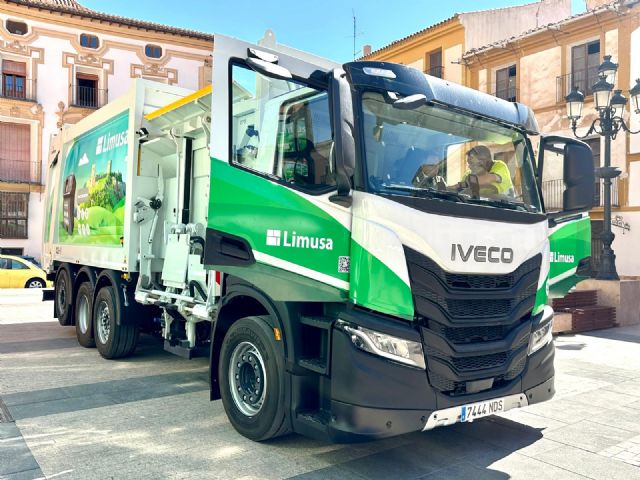 Lorca se posiciona a la vanguardia en la gestión de residuos con la modernización de su flota de camiones recolectores - 3, Foto 3