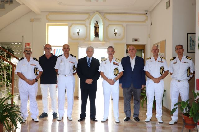 El Almirante del Arsenal de Cartagena visita la Fundación Hospitalidad Santa Teresa - 1, Foto 1