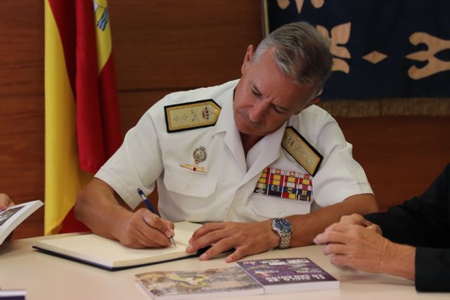 El Almirante del Arsenal de Cartagena visita la Fundación Hospitalidad Santa Teresa - 2, Foto 2