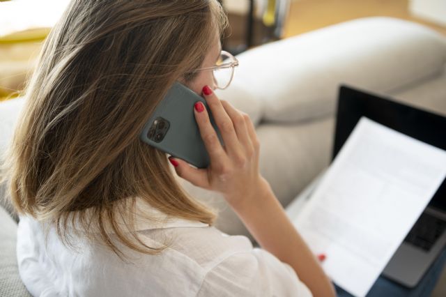 Más del 60% de los españoles ha recibido llamadas no deseadas para la oferta de servicios financieros en el último año - 1, Foto 1
