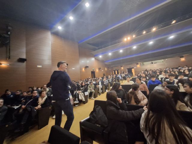Archena impulsa programas de prevención de la autolesión y atención psicoeducativa en centros escolares - 2, Foto 2
