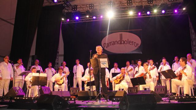 Francisco y los Parrandboleros cerraron los conciertos en la Caseta Municipal de Puerto Lumbreras - 1, Foto 1