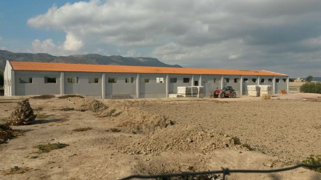 IU-Verdes Lorca exige la convocatoria urgente de la Comisión Especial para la Conciliación de Viviendas y Ganadería, anunciada hace cuatro meses por el PP - 1, Foto 1