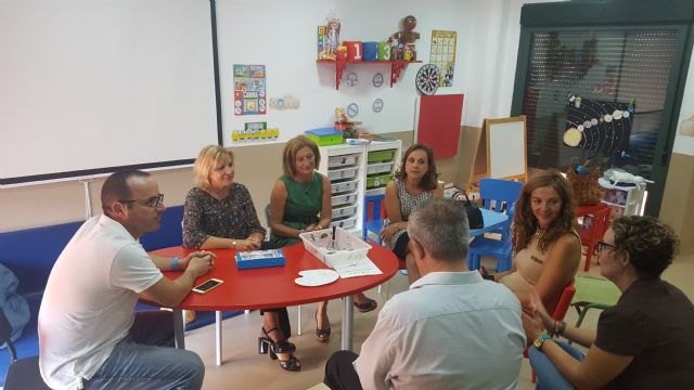 Familia destaca en Asteamur el impulso que se está dando a la Atención Temprana con su regulación por decreto - 2, Foto 2