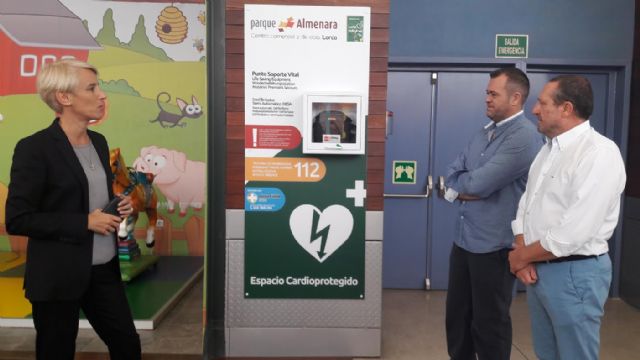 El Concejal de Emergencias visita el Centro Comercial Parque Almenara al ser este establecimiento certificado como espacio cardio-protegido al instalar dos desfribiladores - 2, Foto 2