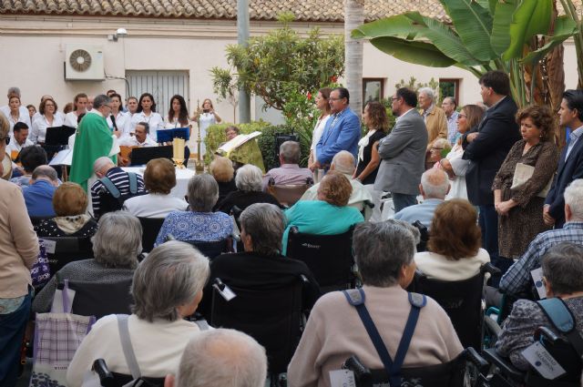 La Residencia de Ancianos de Águilas clausura su Semana del Mayor con una Misa Rociera - 2, Foto 2