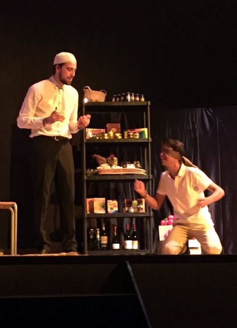 El señor Ibrahim y las flores del Corán brilla en el V Certamen Juan Baño de teatro amateur de Las Torres de Cotillas - 3, Foto 3