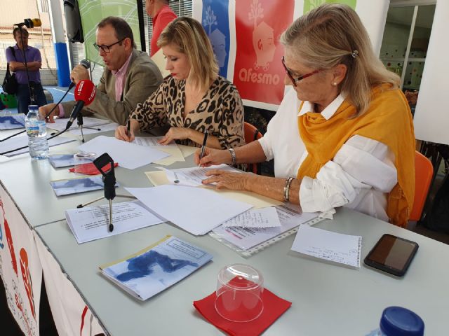 El Ayuntamiento de Molina de Segura firma un convenio con la Asociación MEMPLEO para la inserción sociolaboral de drogodependientes y enfermos mentales crónicos en 2019 - 1, Foto 1
