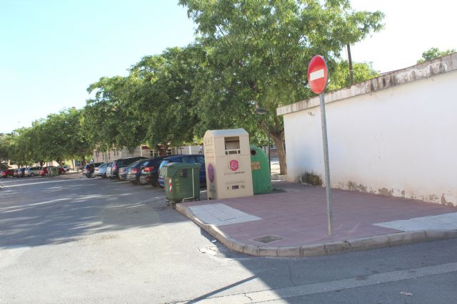 Se van a habilitar 20 nuevos espacios para el aparcamiento de motocicletas y ciclomotores; y se regula el estacionamiento en batería de turismos en la zona del Club de Petanca, Foto 2