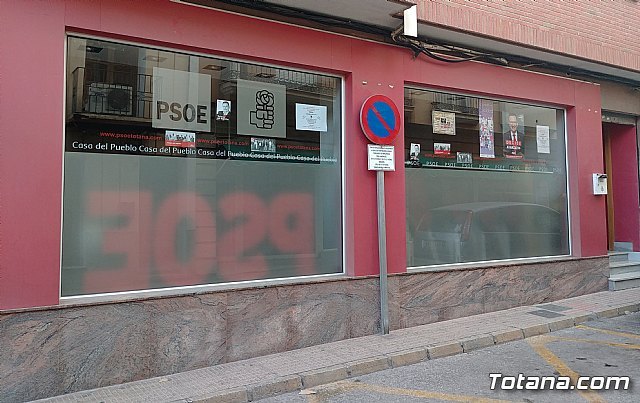 The PSOE opens its headquarters for students on weekends, Foto 1