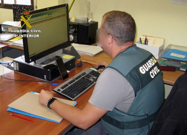 La Guardia Civil desmantela un grupo criminal dedicado a estafas a través de clínicas dentales - 1, Foto 1