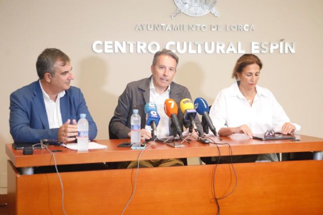 La nueva Ley impulsada por el gobierno de España prohíbe la participación de caballos en eventos como los desfiles bíblico pasionales de Semana Santa - 1, Foto 1