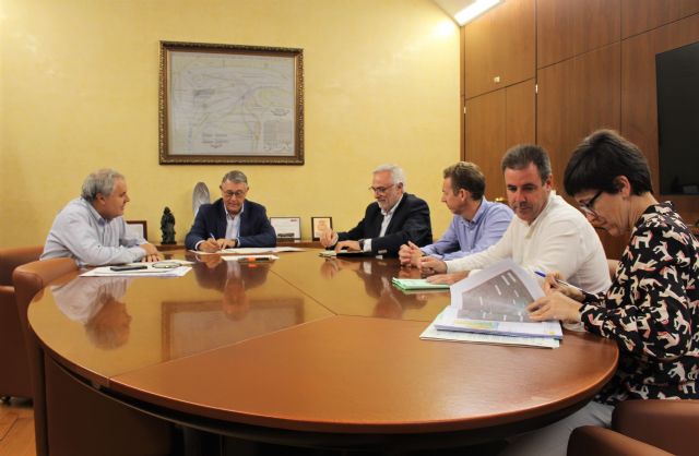 Urrea mantiene una reunión con representantes del ayuntamiento de Torre Pacheco - 1, Foto 1