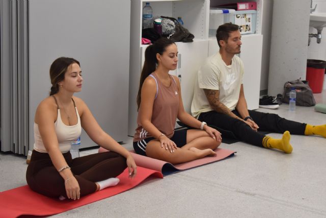Unos talleres gratuitos de yoga impulsan el bienestar, la igualdad y la conciliación - 3, Foto 3