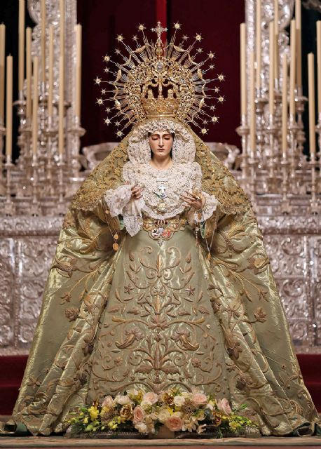 La memoria de 1971 vuelve a brillar junto a la Virgen de las Angustias de Alcalá del Río - 3, Foto 3