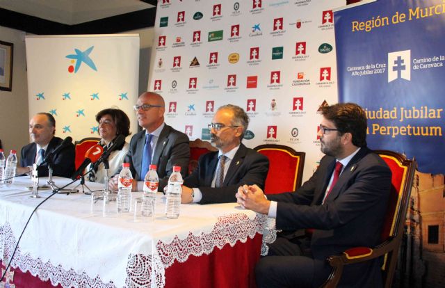 Caixabank se suma a las empresas que patrocinan el Año Jubilar 2017 de Caravaca - 2, Foto 2