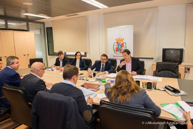 Casco Antiguo consigue reducir su deuda un 25 por ciento durante el ultimo año - 1, Foto 1