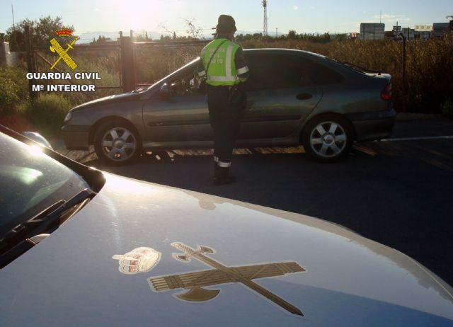 La Guardia Civil detiene a una persona por circular al doble de la velocidad permitida, sin carné y ebrio - 1, Foto 1