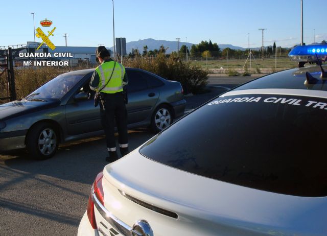 La Guardia Civil detiene a una persona por circular al doble de la velocidad permitida, sin carné y ebrio - 3, Foto 3