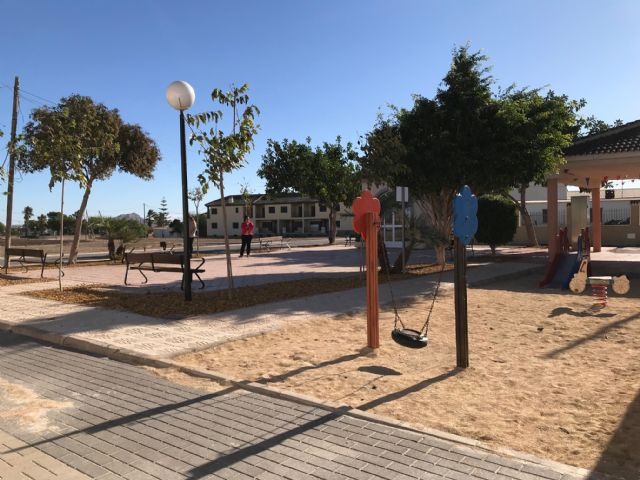 Trabajos de reparación y acondicionamiento en la Plaza de Los Cachimanes - 4, Foto 4