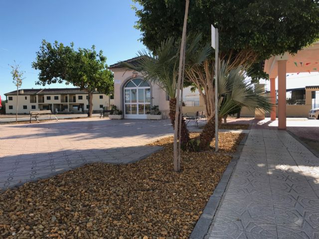 Trabajos de reparación y acondicionamiento en la Plaza de Los Cachimanes - 5, Foto 5