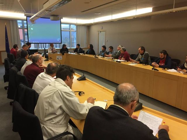 IU-Lorca promueve que regantes de las pedanías altas participen en Bruselas en un debate sobre la reforma de la Directiva Marco del Agua - 1, Foto 1