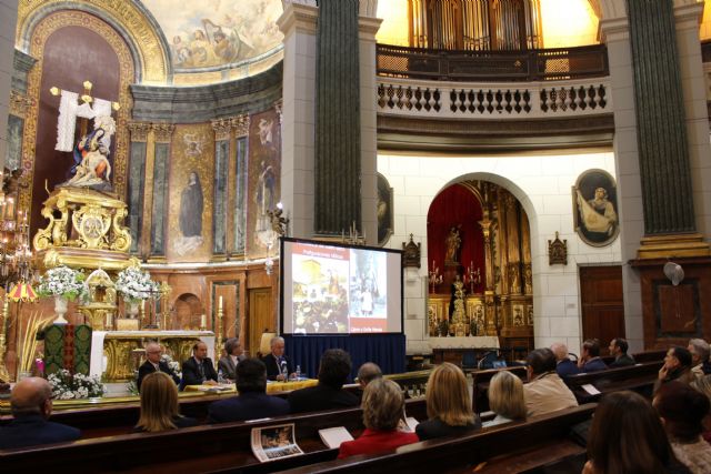 El modernismo marcó la luz y la flor del nuevo diseño de los tronos cartageneros para diferenciarse y atraer turismo en el siglo XIX - 1, Foto 1