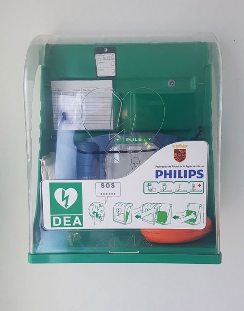 Instalado un nuevo desfibrilador semiautomático en las instalaciones deportivas de Las Torres de Cotillas - 2, Foto 2