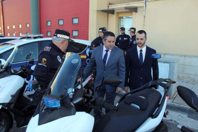 Presentadas dos nuevas motocicletas para la Policía Local - 1, Foto 1