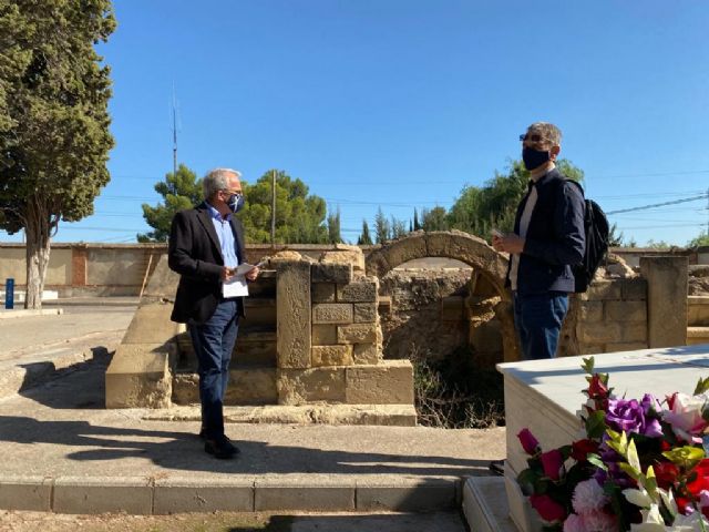 La quinta guía sobre el Cementerio Nuestro Padre Jesús cuenta las historias de migrantes murcianos - 3, Foto 3