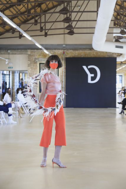 La moda en Murcia traspasa fronteras y vuelve a triunfar sobre la pasarela - 1, Foto 1