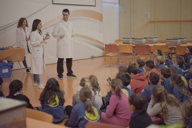 Repsol y su Fundación celebran el Mes de la Ciencia y la Energía con actividades virtuales y talleres presenciales - 1, Foto 1