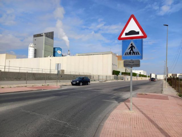 Agosto y septiembre se saldan con unos 32.000 euros en arreglos del servicio rápido de mantenimiento integral de la vía pública - 2, Foto 2